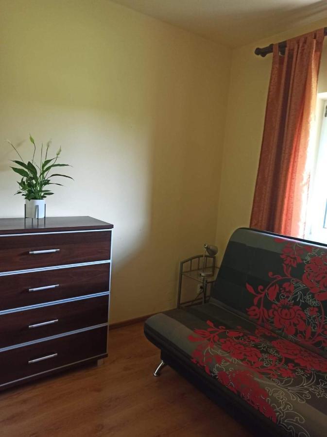 Ferienwohnung Przylesie Uniejów Exterior foto
